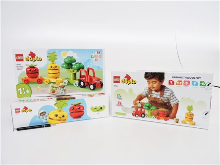 LEGO DUPLO 19 el.,Traktor z warzywami i owocami /4