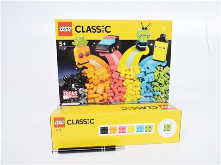 LEGO Classic Kreatywna zabawa neonowymi koloram