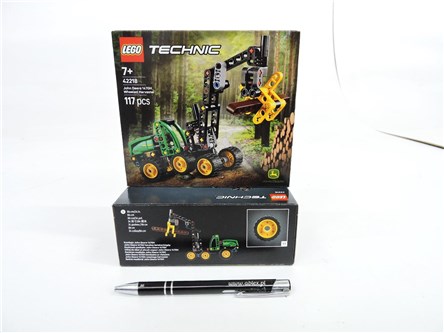 LEGO TECHNIC 117 el. Harwester kołowy John Deere