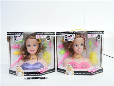 AST. GŁOWA DO CZESANIA, 32x28x15 cm,        kart.