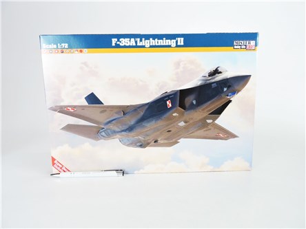 MODEL samolot, 1:72, F-35A Lightning II,     kart.