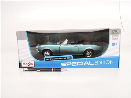 *MAISTO AUTO metal, 1:24 Chevrolet cam. ss conv 19