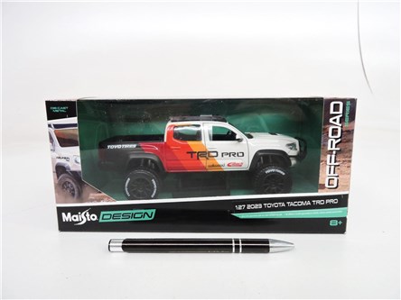 *MAISTO AUTO metal., design 2023 toyota tacoma trd