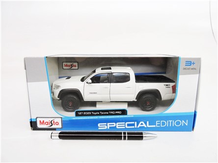 MAISTO AUTO metal. TOYOTA Tacoma trd, biały