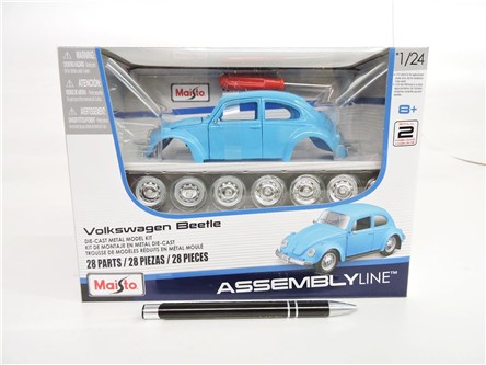 *MAISTO AUTO metal,1:24, Volkswagen W Beetle, skła