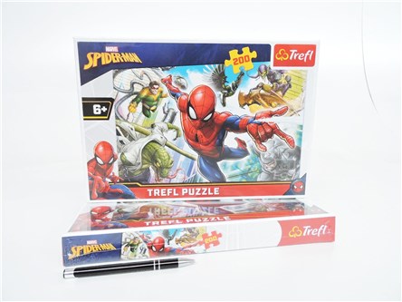 PUZZLE TREFL, 200 el. Spider man,  12/