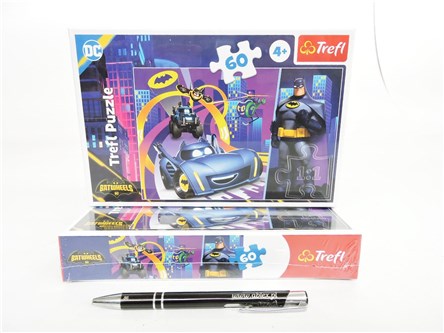 PUZZLE TREFL 60 el., Batman i jego pojazdy