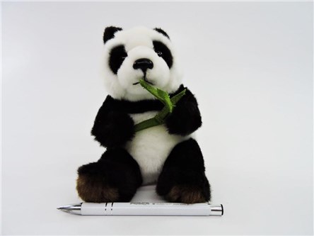 *PLUSZ panda, 16 cm, siedz. z gałązką UNITOYS