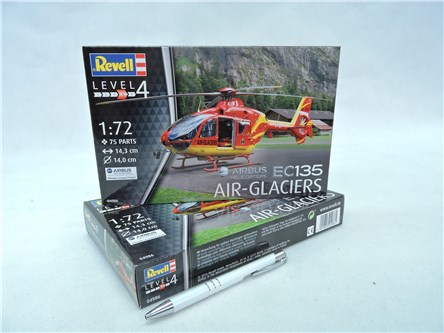 *REVELL helikopter 1:72 EC135 AIR-GLACIERS.