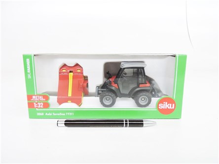 SIKU AEBI TERRA TRAC TT 211 Z KOSIARKĄ